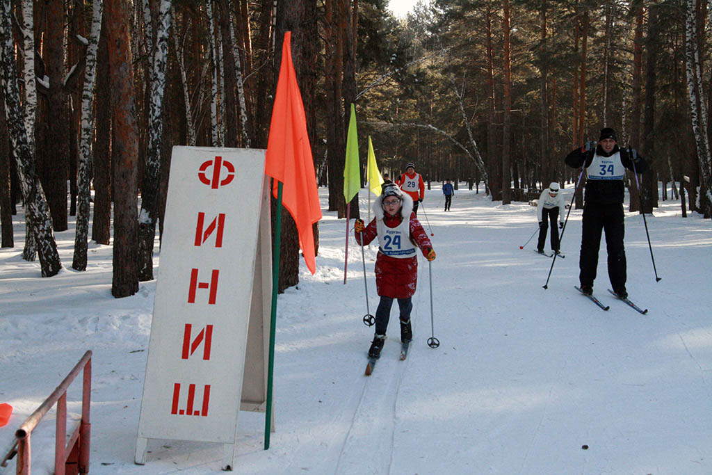 Нас становится всё больше